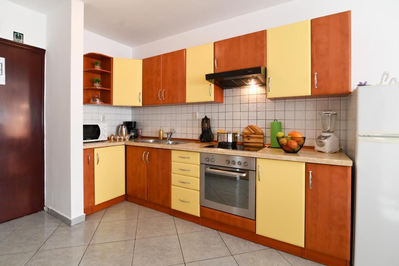 Rossy Apartment Рийека Екстериор снимка