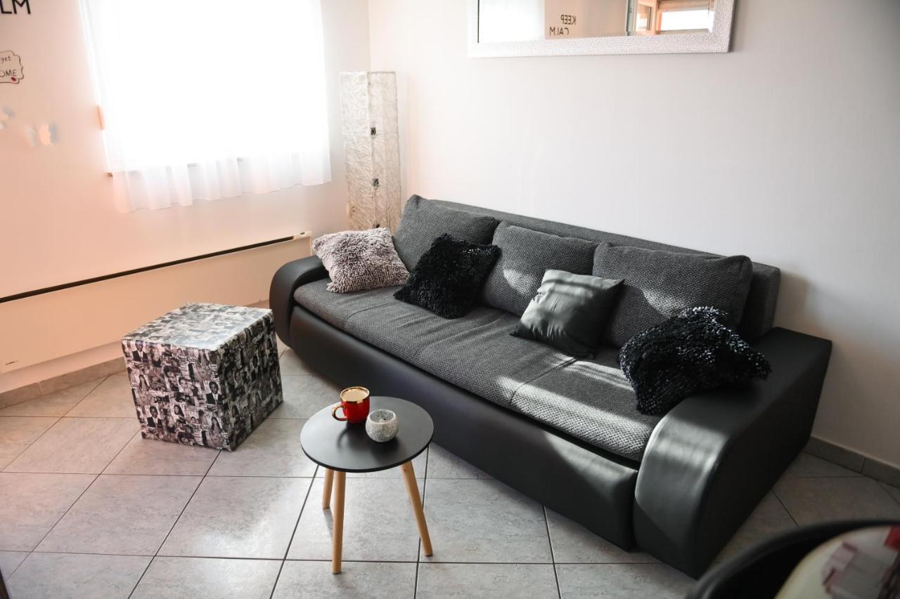 Rossy Apartment Рийека Екстериор снимка