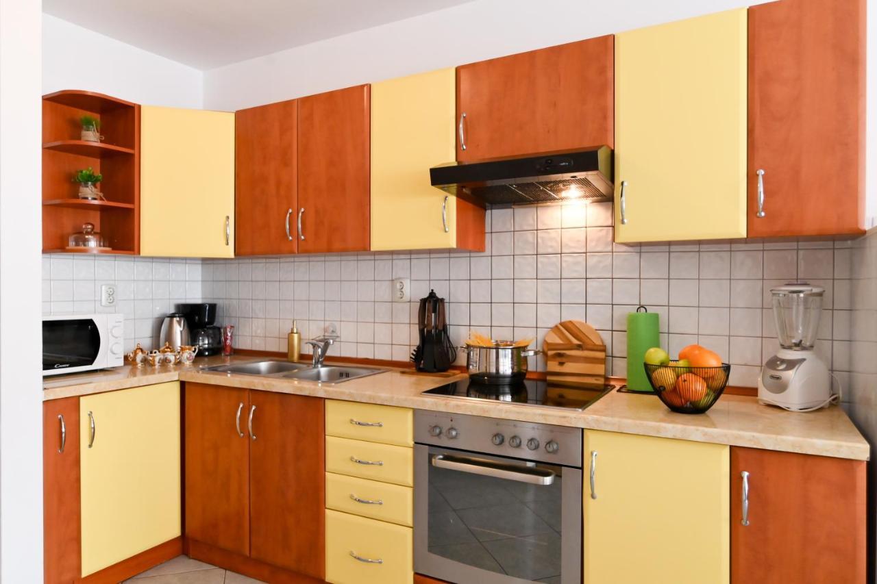 Rossy Apartment Рийека Екстериор снимка