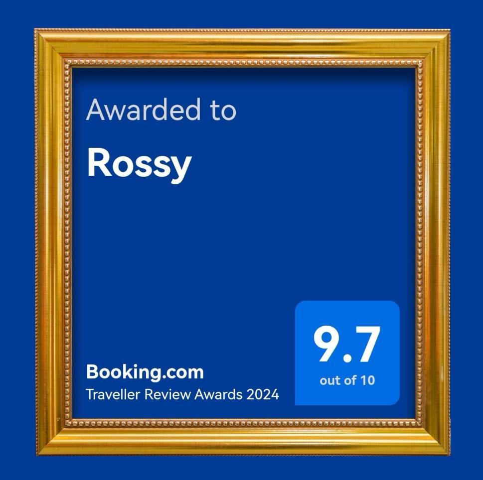 Rossy Apartment Рийека Екстериор снимка